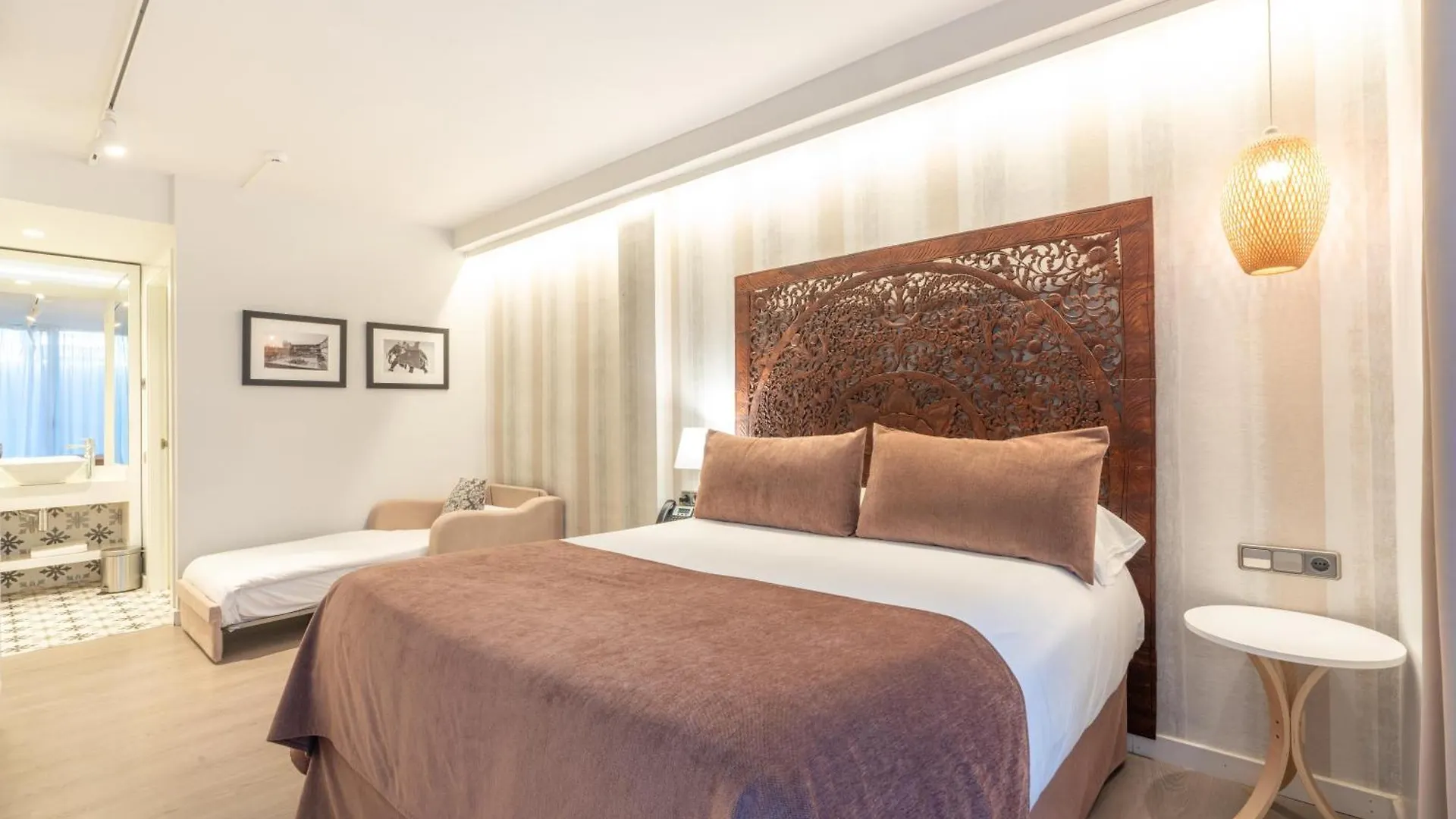Serennia Fira Gran Via Exclusive Rooms L'Hospitalet de Llobregat 2*,