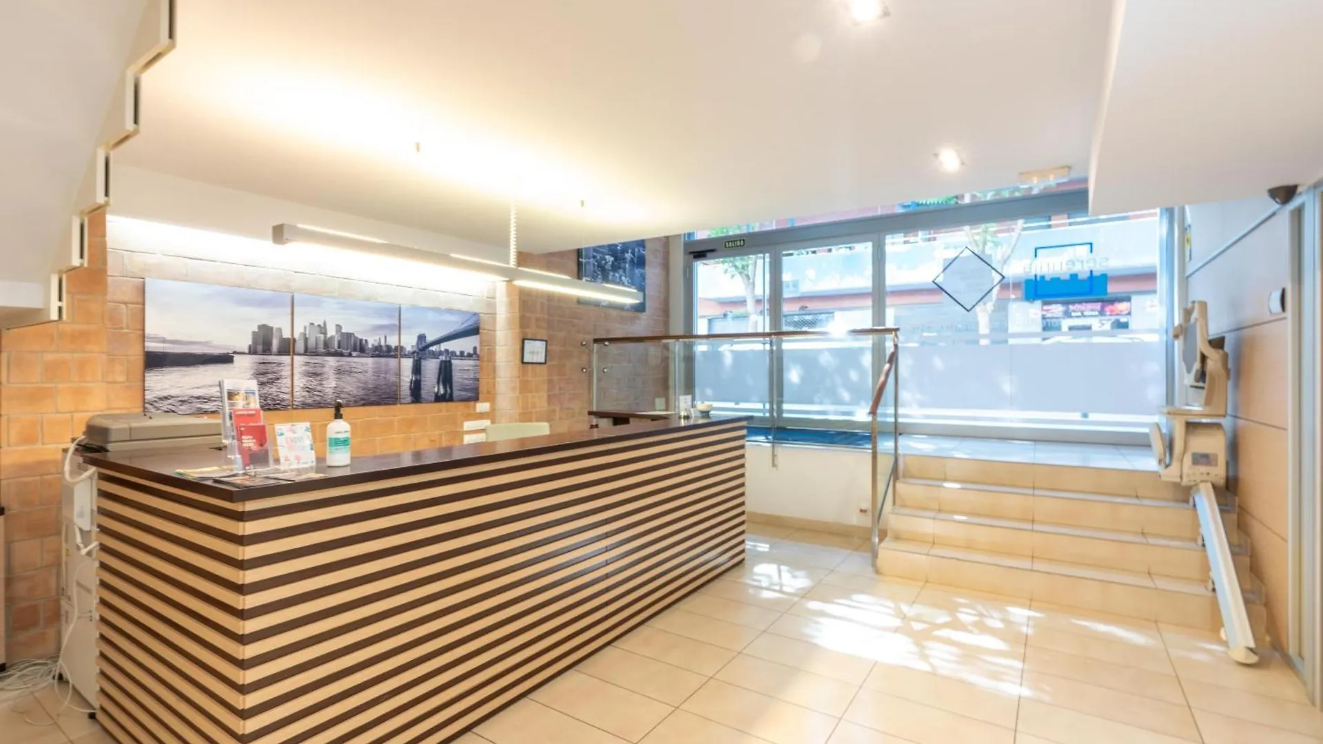 酒店 Serennia Fira Gran Via Exclusive Rooms 略夫雷加特河畔奥斯皮塔莱特
