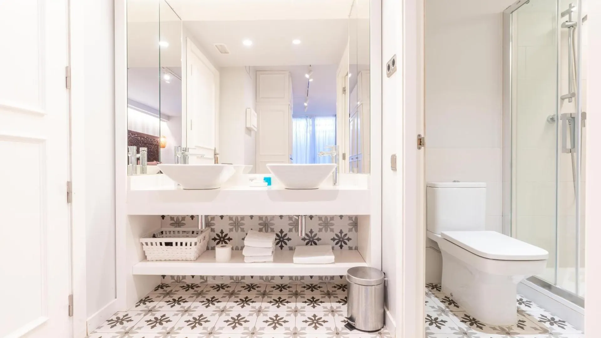 ** 酒店 Serennia Fira Gran Via Exclusive Rooms 略夫雷加特河畔奥斯皮塔莱特 西班牙