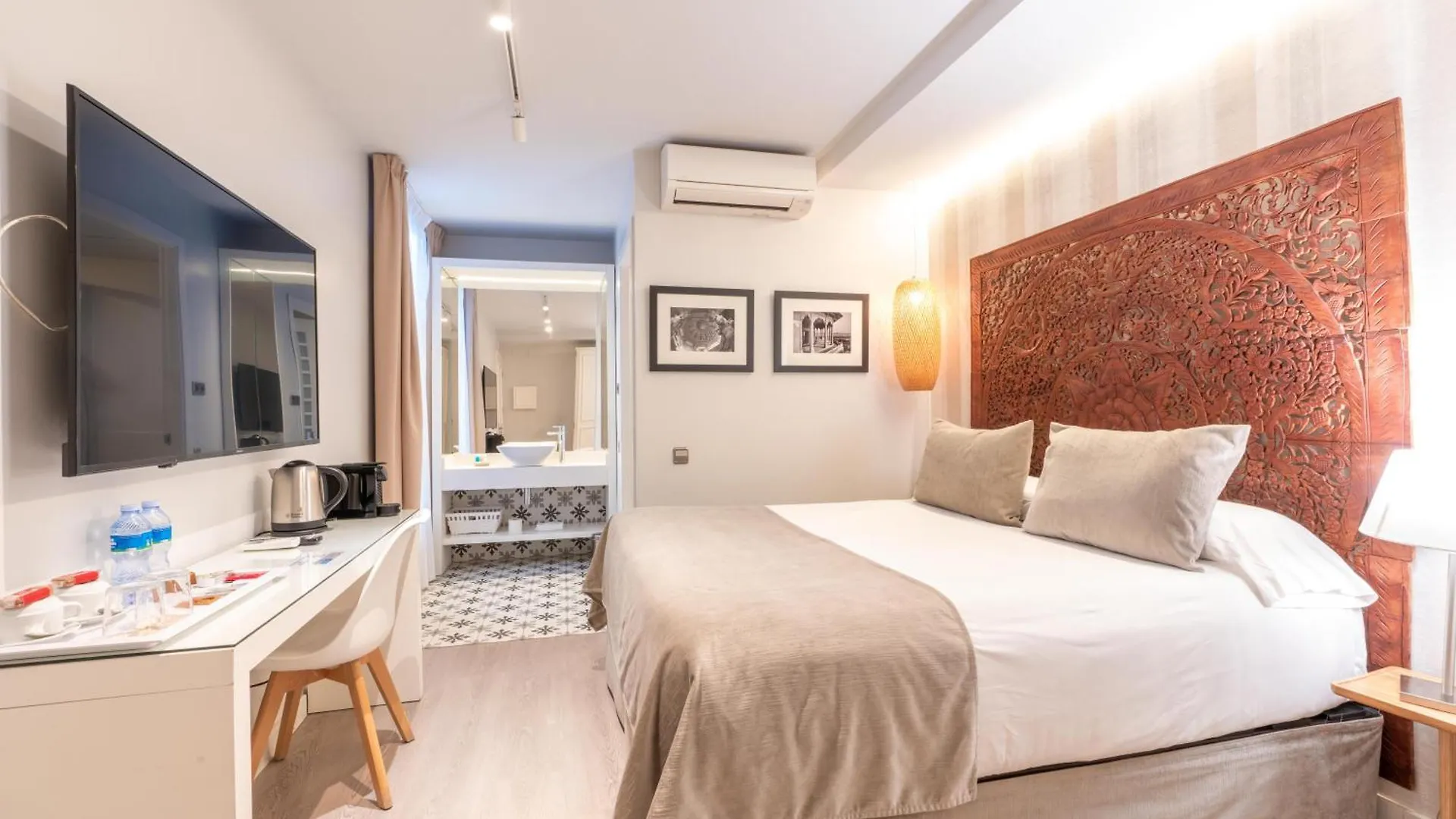 酒店 Serennia Fira Gran Via Exclusive Rooms 略夫雷加特河畔奥斯皮塔莱特